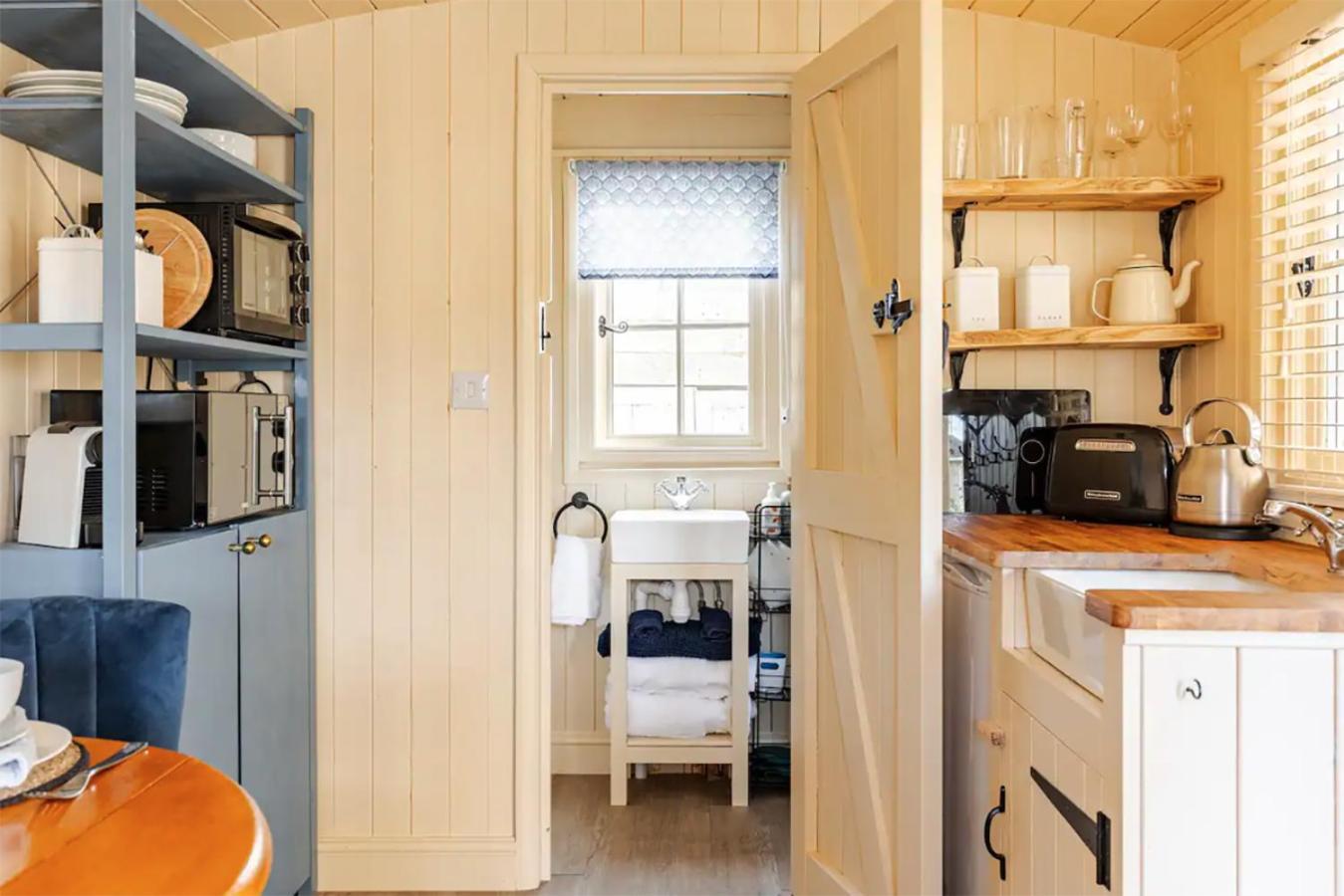 Shepherd'S Hut, Bath Esterno foto